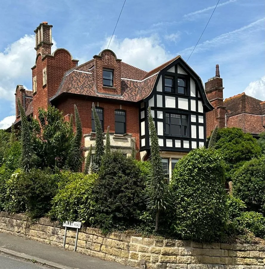 The Knowle